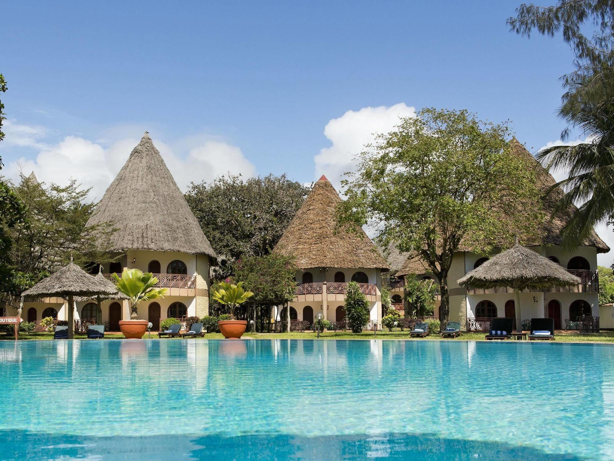 Neptune Paradise Beach Resort & Spa - All Inclusive Galu Extérieur photo