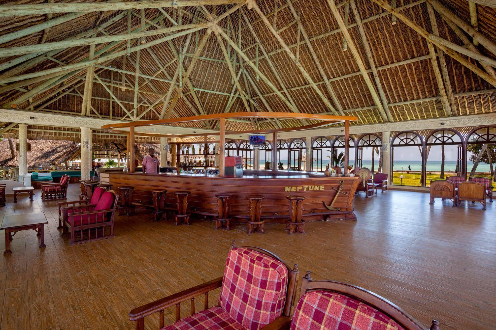 Neptune Paradise Beach Resort & Spa - All Inclusive Galu Extérieur photo