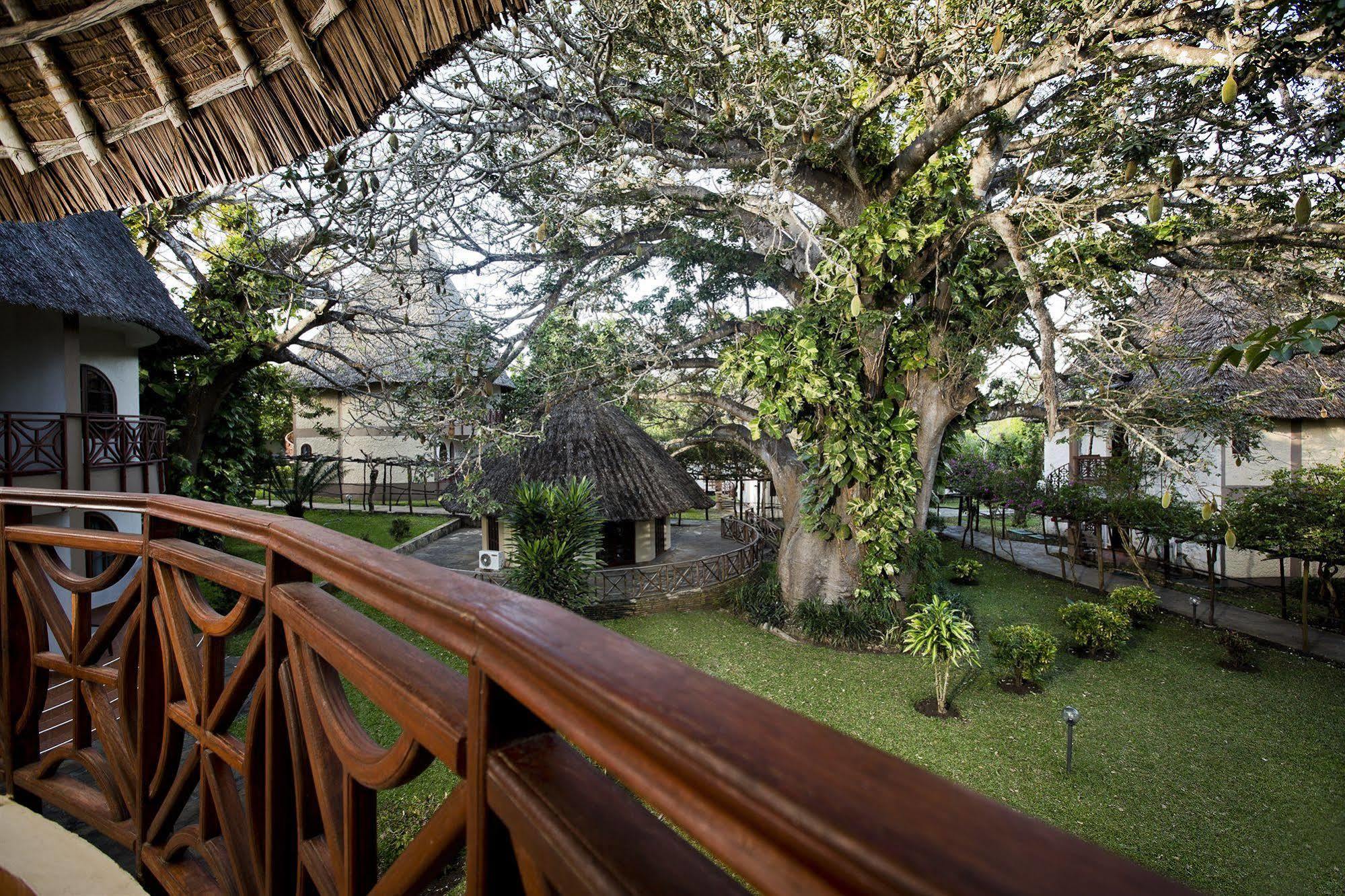 Neptune Paradise Beach Resort & Spa - All Inclusive Galu Extérieur photo